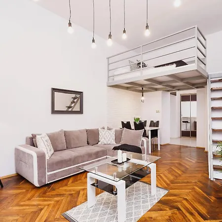 Mocha Mousse Studio For 4 - Near Wawel شقة كراكوفيا